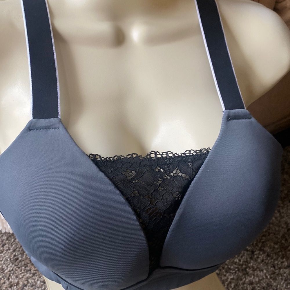 Lane Bryant Cacique Bra no wire lounge sports 34A